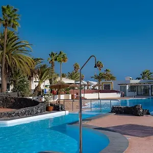 Apartment Beautiful On The Seafront, Costa Teguise